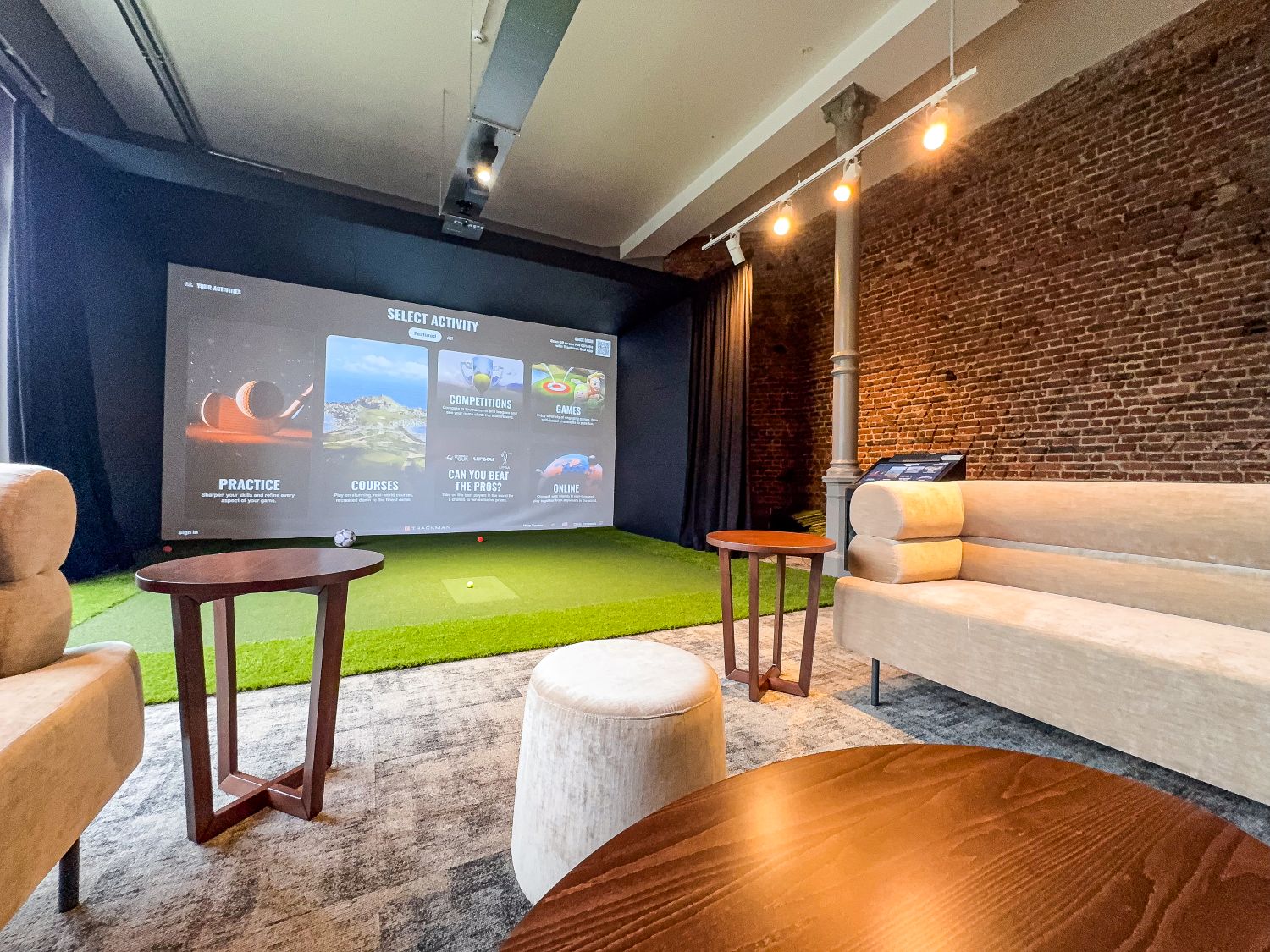 Opening of Paddock Indoor Golf